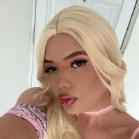 Slika avatara modela Valenn_rey