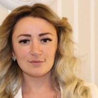 Gambar Profil Eva_Peru