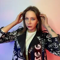 LynnBottrell's Profile Pic