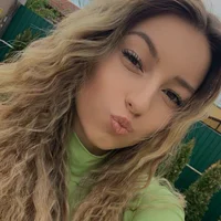 EmiIyOwens's Profile Pic