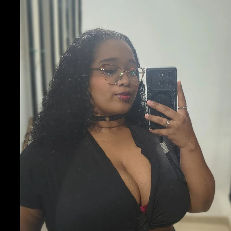 Yera_brown69 Stripchat profile image