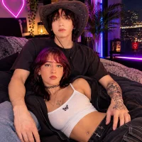 Mika_love_milo 头像图片