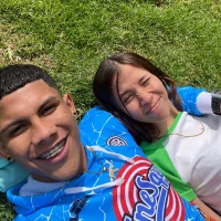 Gambar Profil selena_jhonny