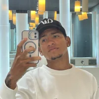 Lopesierra24's Profile Pic