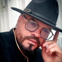 FRANCESCOLUJURIOSO's Avatar Pic