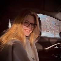 NoraSinclair's Avatar Pic