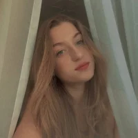 KateEvans' Avatar Pic