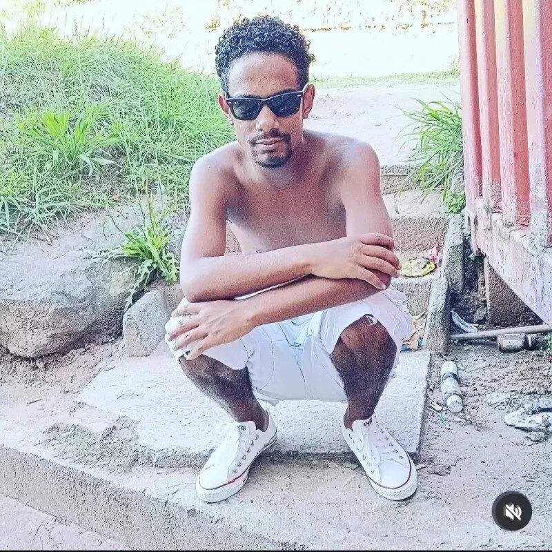 mandam27 profile photo