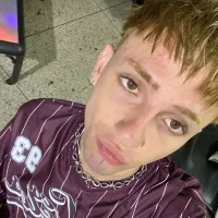 Eloitt_'s Profile Pic