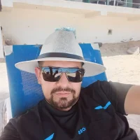 Cesarglez2525's Profile Pic