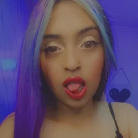 Thaylor_Martinez's Profile Pic