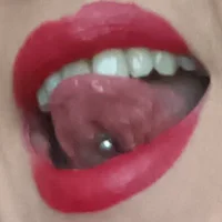 Caroline_line2 фото профиля