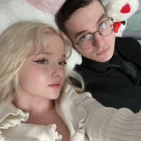 RuneandQuartz's Profile Pic