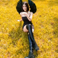 QueenOfDominaのアバター写真