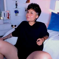 Zury_Ramirez Adlı Modelin Avatarı