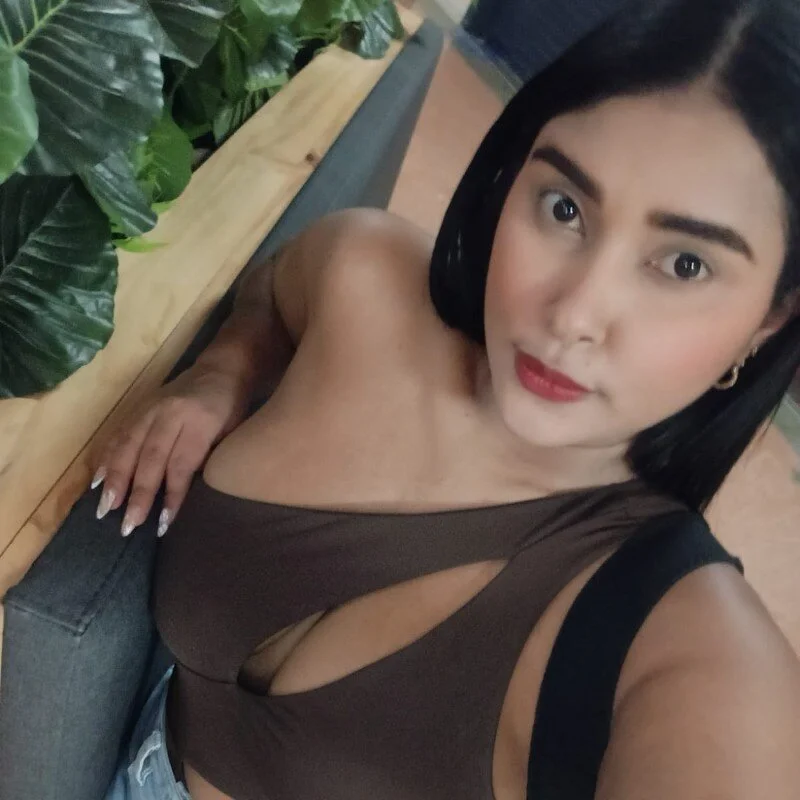 _Cherry_Rose_ profile photo
