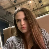 LeaRosse's Profile Pic