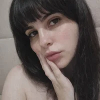 Elfinha's Profile Pic