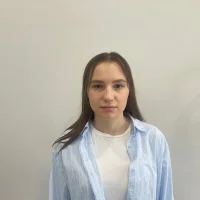DorisBlowe's Profile Pic