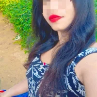 Priya-Bong_