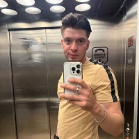 Elefit26's Profile Pic