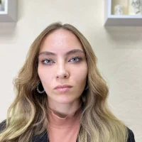 HildBlakeway's Profile Pic