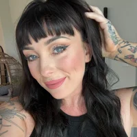 LoveDovexxx's Profile Pic