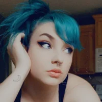 xoxlinx's Profile Pic