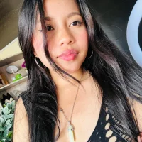 Zoe_Skyler's Profile Pic