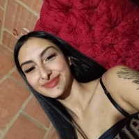 Tifany_v's Profile Pic