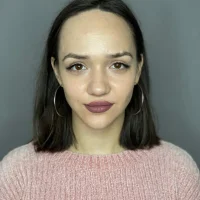 JuliiaEdwards's Profile Pic