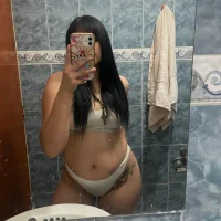 jazmine94's Profile Pic