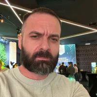 DamonSalvatore2 Poză avatar