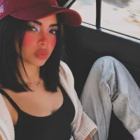 Violett_Carter's Avatar Pic