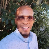 fackyi's Profile Pic