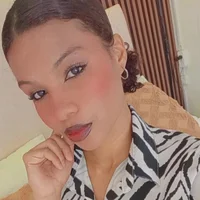 catiusca_reyes_03 Φωτ, Προφίλ