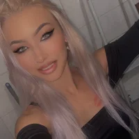 amira23 live webcam