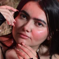 Charlotte_256 的个人资料图片