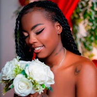 ReinaMiah: изображение аватарки