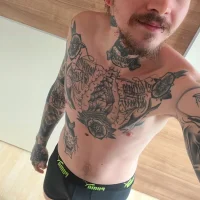 รูปโปรไฟล์ของ buttelz94