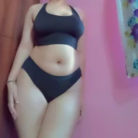 juulliiee's Profile Pic