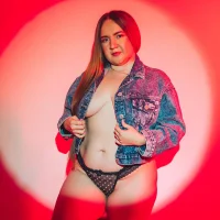 CaitlynnJames's Profile Pic