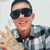 horny_skiny