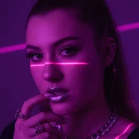 Elle_Brooks's Profile Pic