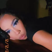 rosiewaterx's Profile Pic