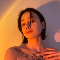 AdeleBrie's Profile Pic