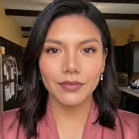 lauramolrales' Avatar Pic
