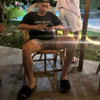 bluchips's Profile Pic