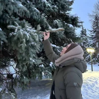 CloverBush's Avatar Pic