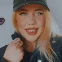 annaanna122's Profile Pic